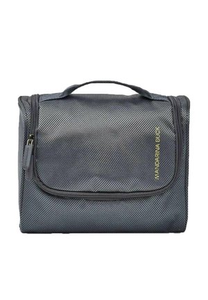 Kompakte schwarze, strukturierte Kulturtasche mit Griff, Reißverschluss und gelbem "MANDARINA DUCK"-Logo auf der Frontklappe.