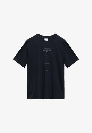 Čierne bavlnené tričko s krátkymi rukávmi, so zlatým potlačeným textom "GALERIE" a rokom 1974 v bielej farbe. Klasický dizajn s okrúhlym výstrihom, príjemný voľný strih.