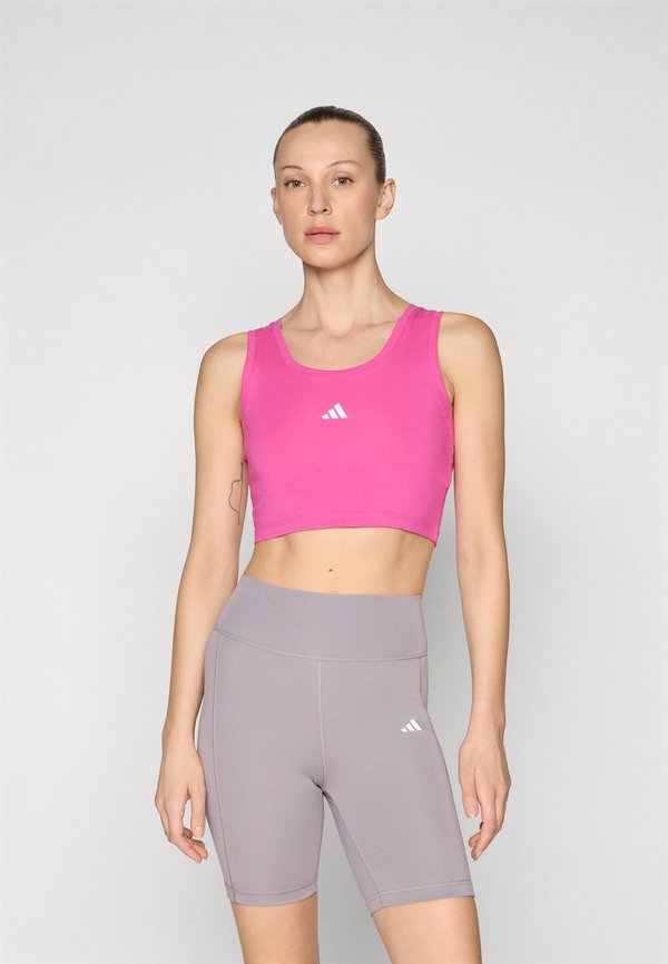 ESSENTIALS SMALL LOGO LIFESTYLE - Top