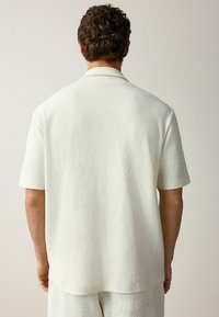 Thumbnail Image 2