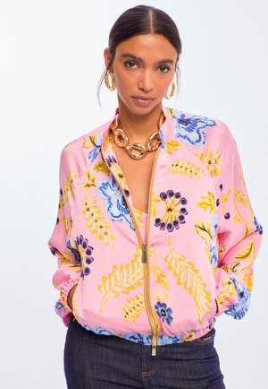 Chaquetas bomber - pale pink