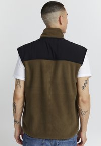 Blend BHSWEAT VEST - Väst - coffee liqueúr