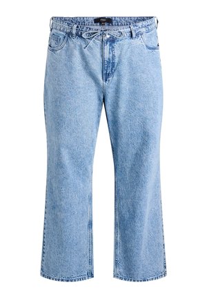 Jeans de mezclilla azul claro con diseño de pierna ancha, que cuentan con cintura con cordón, cuatro bolsillos y una textura sutilmente desgastada.