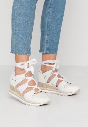 Baskets basses - white