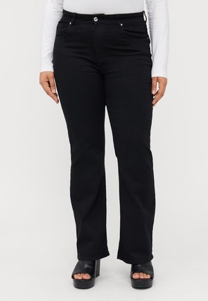 ONLY Carmakoma CARWILLY - Flared Jeans - black denim
