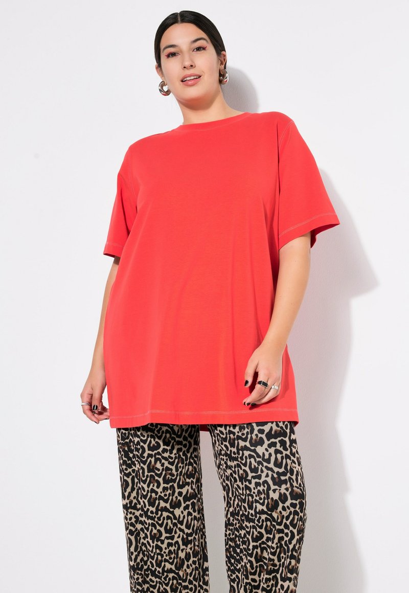 Studio Untold LONGLINE - Jednoduché tričko - light red