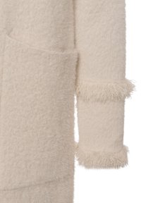 Beige, flauschiger Mantel mit weicher Textur, ausgestattet mit einer Fronttasche und eingefassten Bündchen. Das Design ist einfach, mit einer lockeren Passform und glattem Stoff.
