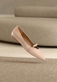 Δεν επιλέχθηκε, rose