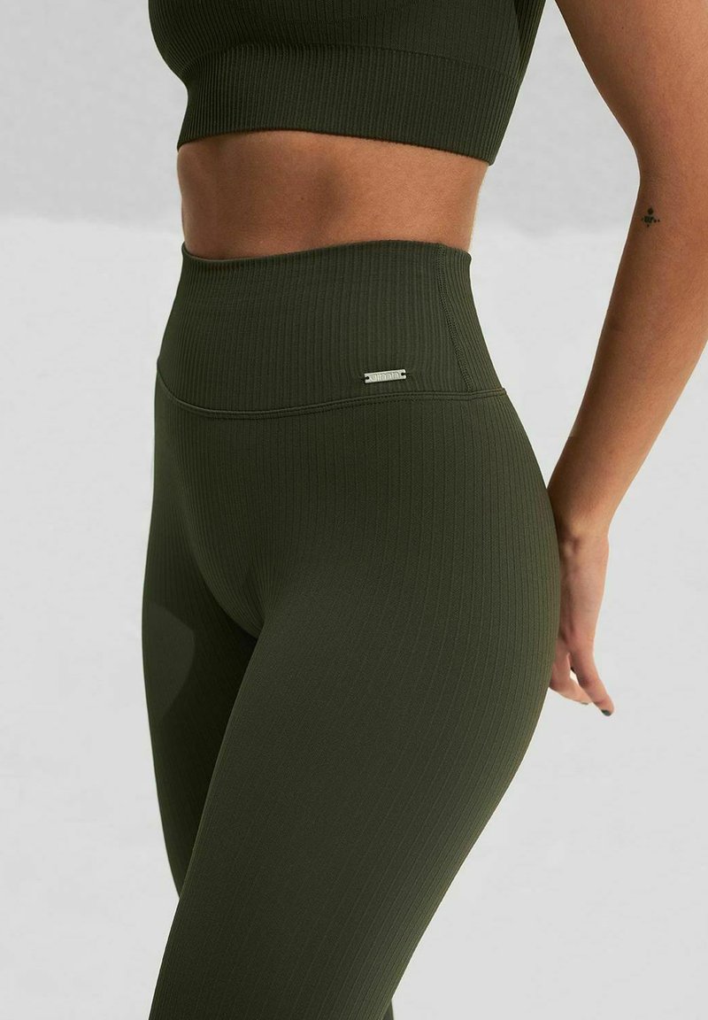 aim'n® RIBBED SEAMLESS Leggings khaki Zalando