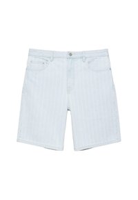 Short en jean bleu clair avec bouton à l'avant, passants de ceinture et poches, présenté sur fond blanc.