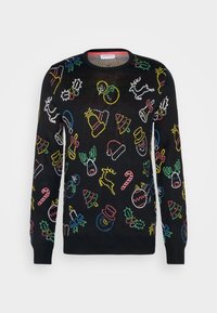 Schwarzer Pullover mit mehrfarbigem, gesticktem, weihnachtlichem Design, einschließlich Schneeflocken, Bäumen und Rentieren. Rundhalsausschnitt, lange Ärmel.
