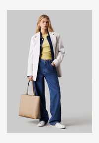 No seleccionado, crockery