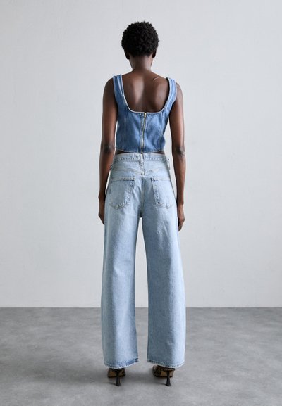 Agolde LOW CURVE - Wide Leg - light-blue denim