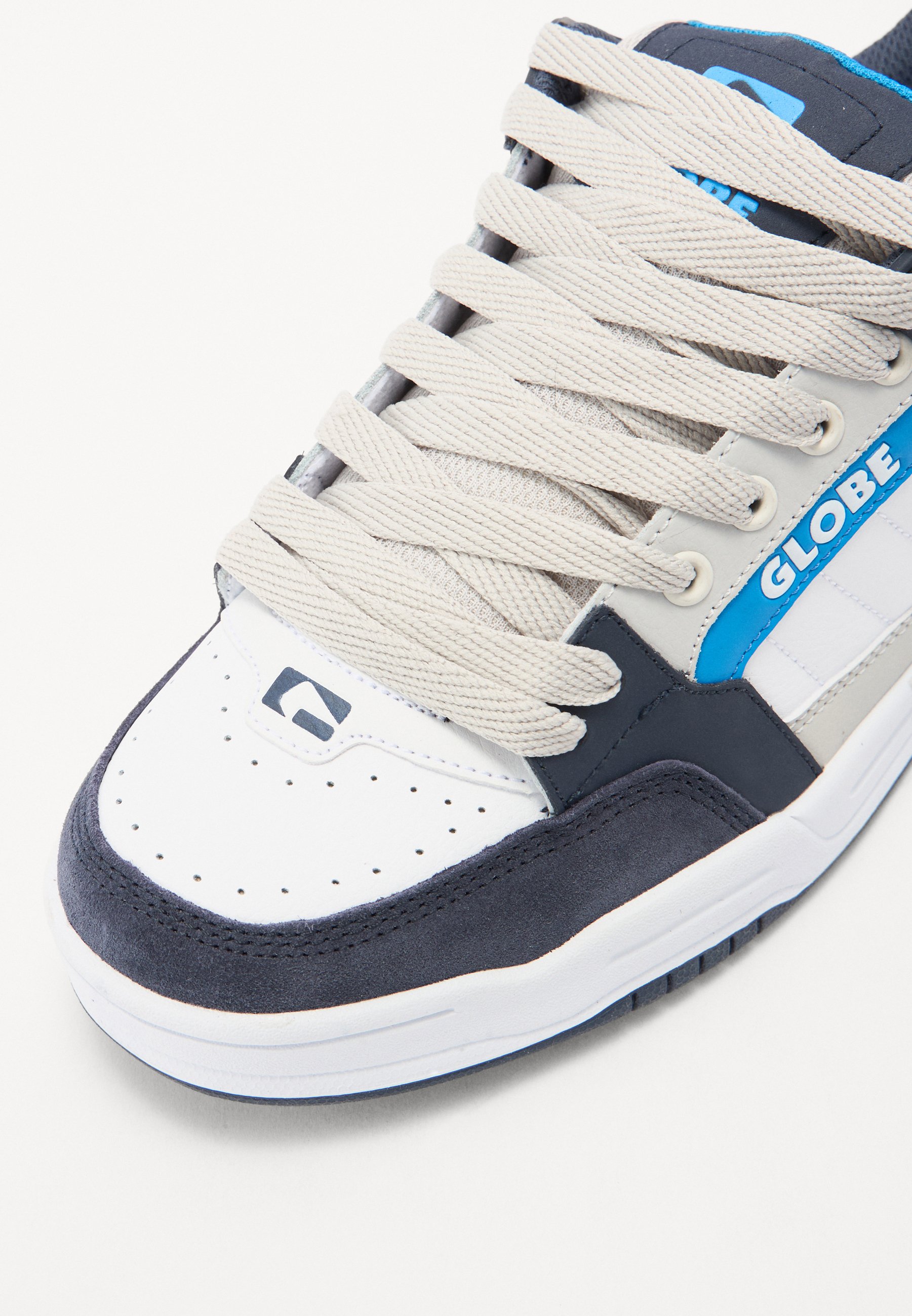 Globe Shoes Globe Men's Tilt Skate Shoes - Blue Heaven White White