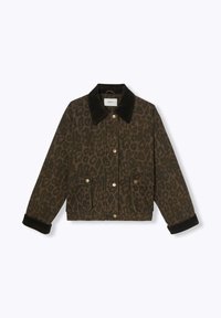 Veste en imprimé léopard dans des tons de vert foncé et noir, col en velours côtelé, boutons-pression dorés, deux poches avant, poignets côtelés et coupe ample.