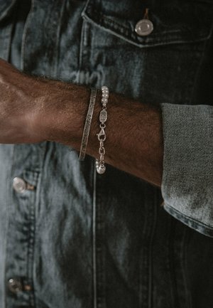 HAZE & GLORY PEARL IT OUT - Armband - metal