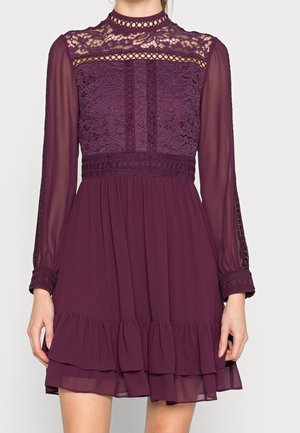 Robe de jour - dark red