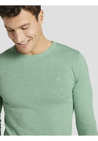 TOM TAILOR CREW NECK  - Strickpullover - soft jade melange