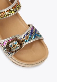 Kurt Geiger London Sandali - gold comb
