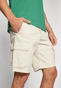 GAP CARGO - Rövidnadrágok - chino