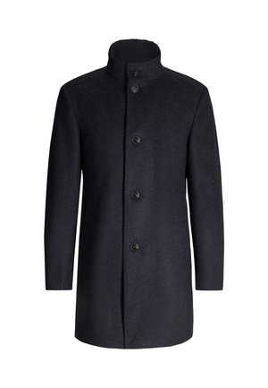 Zwarte wollen jas voor heren met opstaande kraag, sluiting met vijf knopen aan de voorkant en lange mouwen, gepresenteerd tegen een witte achtergrond.