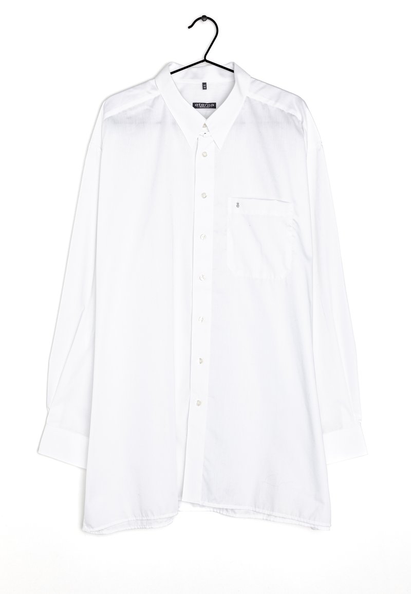 Bílá košile s dlouhým rukávem, na knoflíky s límečkem, s jednou náprsní kapsou, rovný lem, hladká textura, vyrobená z lehkého materiálu.