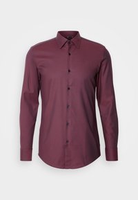 Unselected, dark red