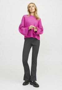 JJXX JXNANCY FLARED PANT - Kelnės - phantom