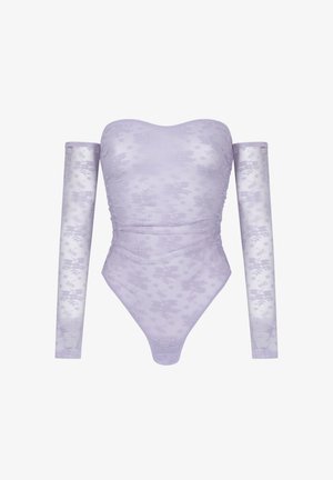 Lavendelkleurige off-shoulder bodysuit met doorzichtige lange mouwen, met een gestructureerd bloemmotief en een fitted silhouet.