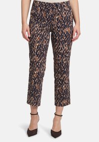 Pantaloni cropped a motivo blu navy e marrone con un design testurizzato, dotati di una cintura con due bottoni. Tessuto morbido e vestibilità su misura.