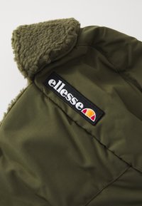 Ellesse RAINA UNISEX - Čepice - khaki