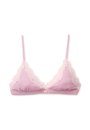 Jasnoróżowy biustonosz typu bralette z cienkimi ramiączkami, trójkątnymi miseczkami i delikatną koronką wzdłuż krawędzi na białym tle.