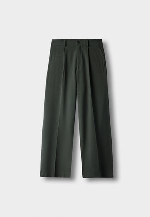 Burocs LOOSE TAILORED - Bukse - olive grey
