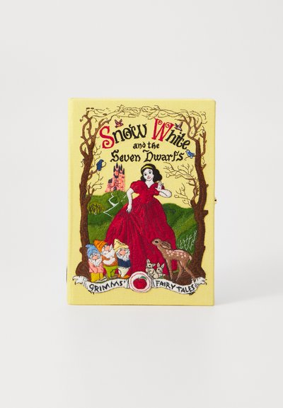 Carte de tip hardcover, având copertă din țesătură de culoare galbenă. Ilustrația de pe față o include pe Alba ca Zăpada într-o rochie roșie, alături de cei șapte pitici și animale.