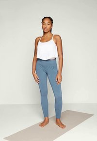Yogasearcher ASA SEAMLESS LEGGING - Tights - orage
