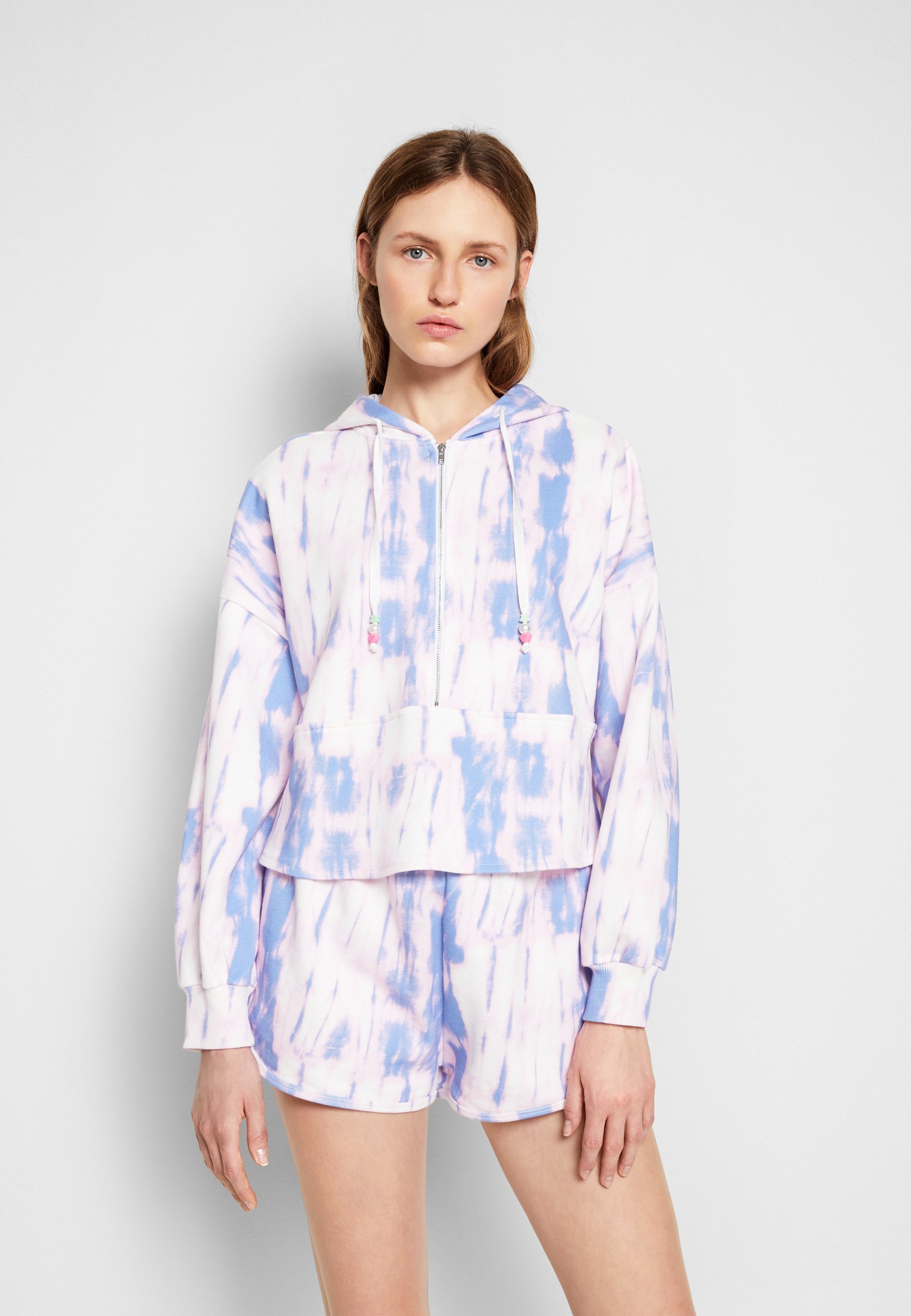 lulus tie dye sweatshirt