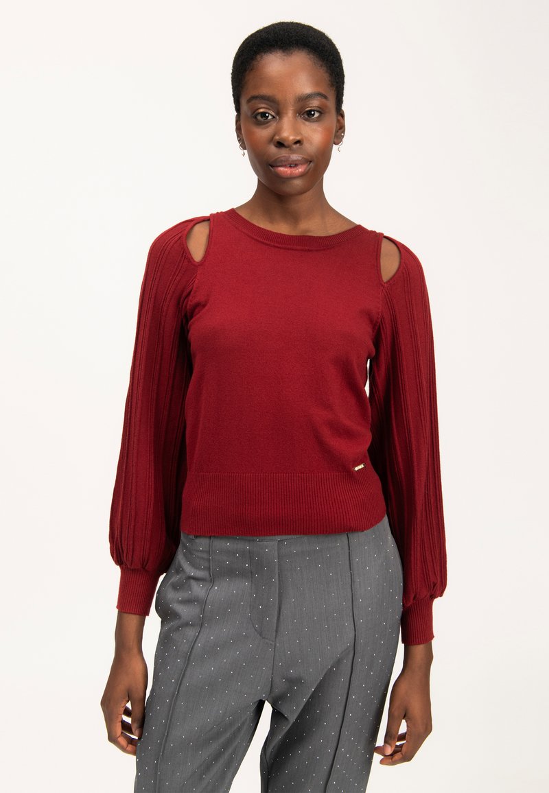 INFLUENCER CUT-OUTS SHOULDER - Trui - cognac