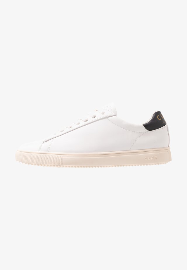 BRADLEY - Sneakers basse - white/navy gold