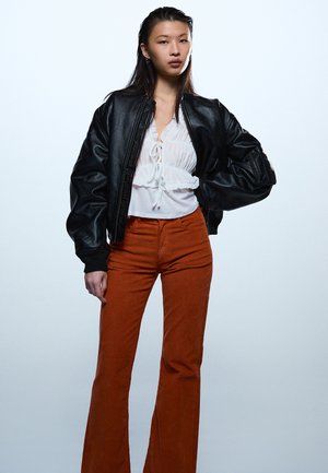 Pepe Jeans HIGH WAIST FLARE WILLA - Püksid - tan brown