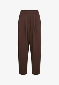 Neselectat, hot fudge