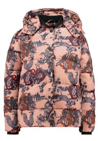 Chaqueta acolchada de suave tejido rosa con un detallado estampado multicolor de animales y botánica, que presenta una capucha y acentos negros.