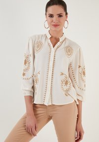 REGULAR FIT - Button-down blouse - ecru beige