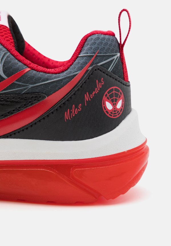 LIGHT UP SPIDER-MAN CIBERDRON BOY - Trainers4