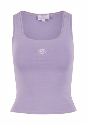 Lilla tanktopp i elastisk stoff, med firkantet hals og en tettsittende design. Den har en liten rosa brodert logo foran.