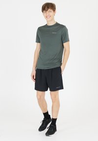 Endurance Korte broeken - zwart