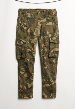 Superdry CORE - Cargo trousers - outline camo