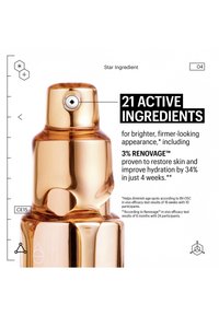 Flacone cosmetico dorato con pompa con testo che evidenzia 21 ingredienti attivi e il 3% di Renovage per l’idratazione e la compattezza della pelle in 4 settimane.