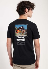 Henry Tiger SKATEBOARD MAGAZINE PHOTO - T-shirt con stampa - black