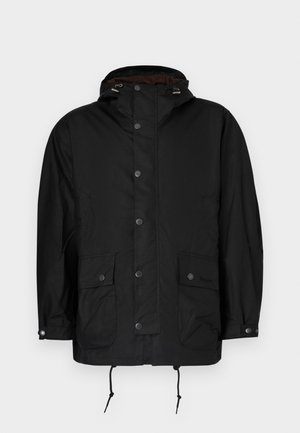 Must vihmamantel kapuutsiga, klõpskinnitusega, kahe esitaskuga, reguleeritava paelaga alumises ääres ja siledapinnaline.