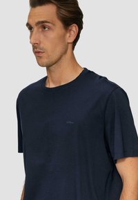s.Oliver T-Shirt basic - navy